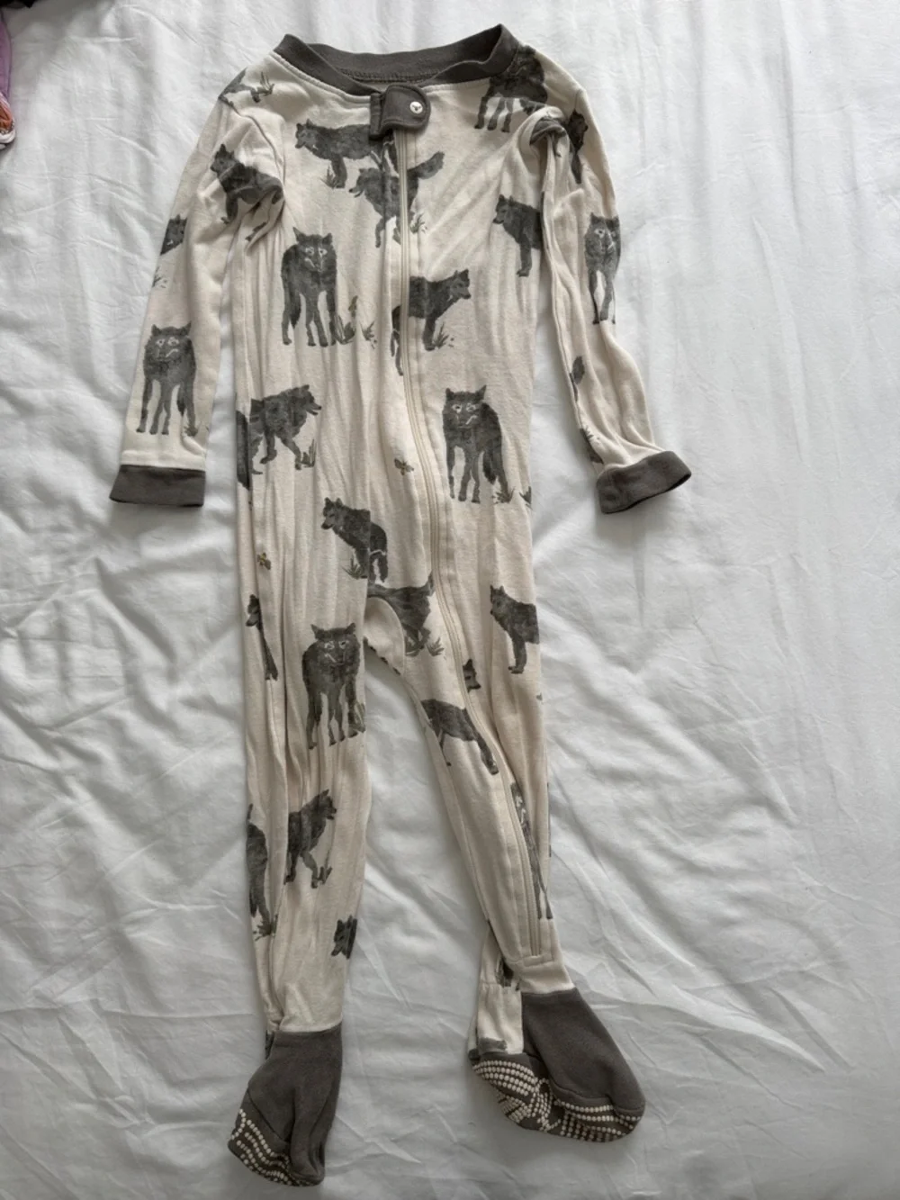 Cream and Gray Wolf Print Kids One-Piece Footed organic cotton Pajamas